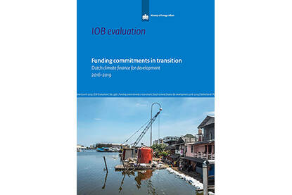 Cover van het rapport Funding commitments in transition